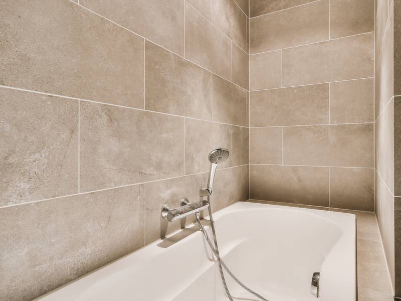 Is Bathtub Reglazing Worth It?