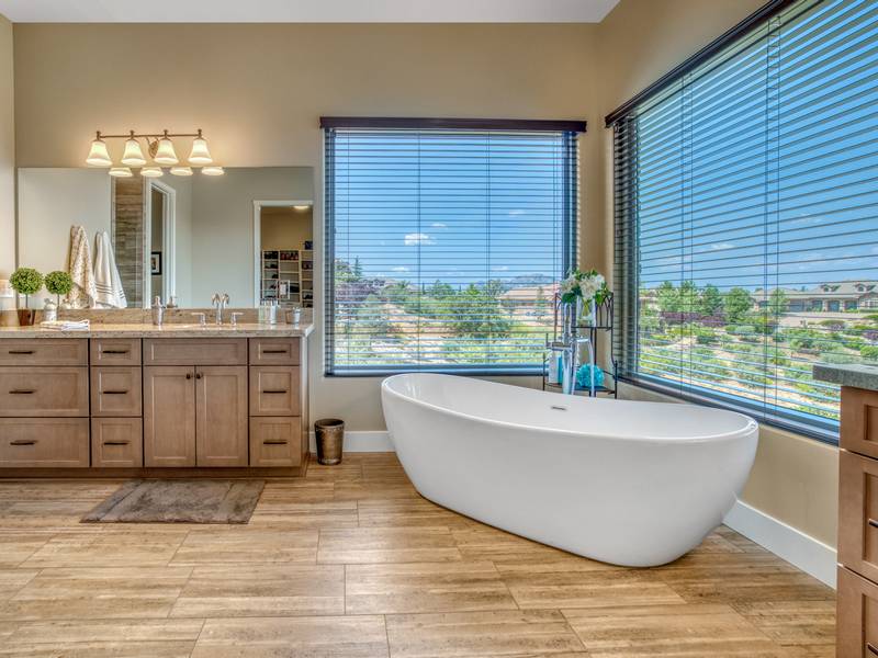 Avoid the Dangers of Bathtub Reglazing & Leaky Faucets